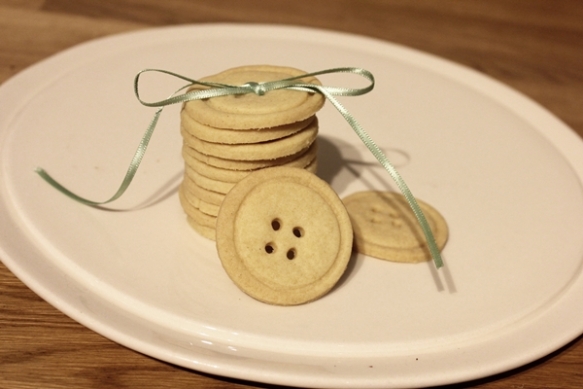 Button cookies